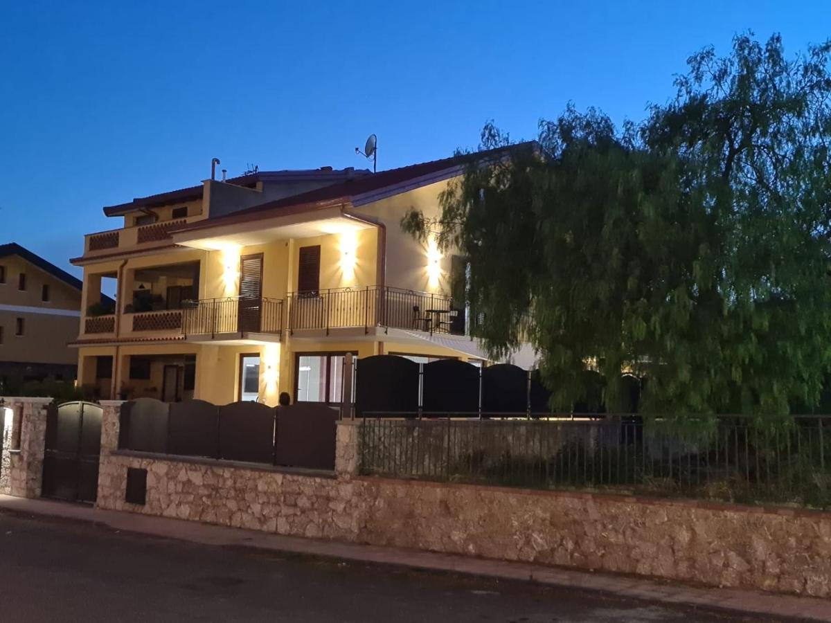 B&B Villa Chiara Bed And Breakfast Таормина Екстериор снимка