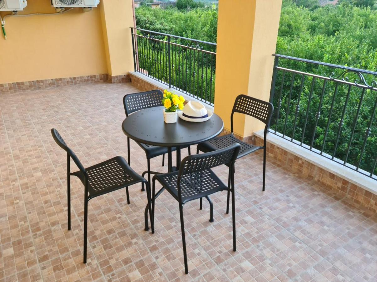 B&B Villa Chiara Bed And Breakfast Таормина Екстериор снимка